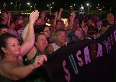 Foto de la galería: A pedido de la gente, revivimos más momentos de las inolvidables noches del Festival de la Música del Litoral