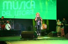 Foto de la galería: A pedido de la gente, revivimos más momentos de las inolvidables noches del Festival de la Música del Litoral