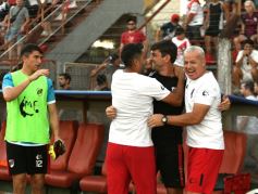 Foto de la galería: Guaraní Antonio Franco ya se prepara para recibir a Defensores de Vilelas 