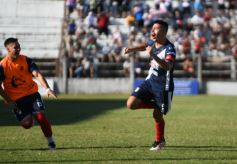 Foto de la galería: Guaraní Antonio Franco ya se prepara para recibir a Defensores de Vilelas 