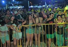 Foto de la galería: Revivimos el recuerdo de la última noche del Festival Nacional de la Música del Litoral en La Cascada