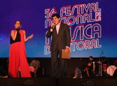 Foto de la galería: Revivimos el recuerdo de la última noche del Festival Nacional de la Música del Litoral en La Cascada