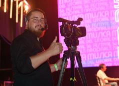 Foto de la galería: Revivimos el recuerdo de la última noche del Festival Nacional de la Música del Litoral en La Cascada