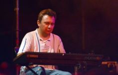 Foto de la galería: Revivimos el recuerdo de la última noche del Festival Nacional de la Música del Litoral en La Cascada