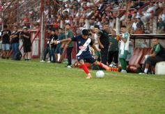 Foto de la galería: Un tropezón, pero con la ilusión intacta: Guaraní Antonio Franco buscará el ascenso en Chaco