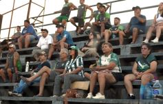 Foto de la galería: Un tropezón, pero con la ilusión intacta: Guaraní Antonio Franco buscará el ascenso en Chaco