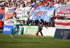 Foto de la galería: Un tropezón, pero con la ilusión intacta: Guaraní Antonio Franco buscará el ascenso en Chaco