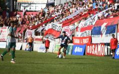Foto de la galería: Un tropezón, pero con la ilusión intacta: Guaraní Antonio Franco buscará el ascenso en Chaco