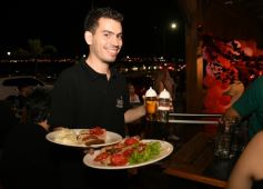 Foto de la galería: La noche de San Valentín en Posadas se disfrutó con mucho amor y en familia