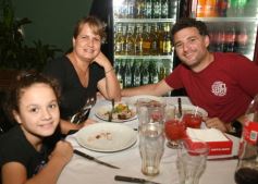 Foto de la galería: La noche de San Valentín en Posadas se disfrutó con mucho amor y en familia