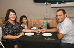 Foto de la galería: La noche de San Valentín en Posadas se disfrutó con mucho amor y en familia