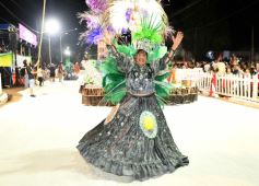 Foto de la galería: San Ignacio vibró al ritmo del Carnaval Provincial con todo el brillo y color de las comparsas