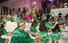 Foto de la galería: San Ignacio vibró al ritmo del Carnaval Provincial con todo el brillo y color de las comparsas