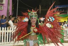 Foto de la galería: San Ignacio vibró al ritmo del Carnaval Provincial con todo el brillo y color de las comparsas