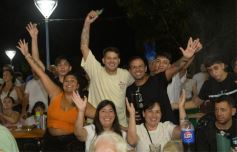 Foto de la galería: San Ignacio vibró al ritmo del Carnaval Provincial con todo el brillo y color de las comparsas