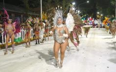 Foto de la galería: Un espectáculo inolvidable se vivió en San Ignacio con las comparsas del Carnaval Provincial
