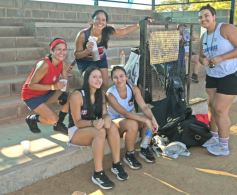 Foto de la galería: “Luchi” Von der Heyde compartió su profesionalismo en una clínica de hockey en Centro de Cazadores