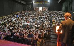 Foto de la galería: Mucha emoción y expectativa en la ceremonia de bienvenida a los ingresantes del Instituto Ruiz de Montoya