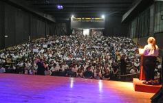 Foto de la galería: Mucha emoción y expectativa en la ceremonia de bienvenida a los ingresantes del Instituto Ruiz de Montoya