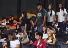 Foto de la galería: Mucha emoción y expectativa en la ceremonia de bienvenida a los ingresantes del Instituto Ruiz de Montoya
