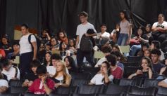 Foto de la galería: Mucha emoción y expectativa en la ceremonia de bienvenida a los ingresantes del Instituto Ruiz de Montoya