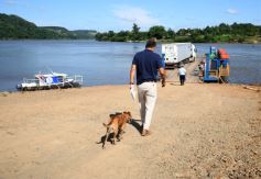 Foto de la galería: Postales de la costa del río Uruguay y de misioneros que viajan a Brasil buscando posibilidades de trabajo