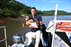 Foto de la galería: Postales de la costa del río Uruguay y de misioneros que viajan a Brasil buscando posibilidades de trabajo