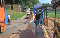 Foto de la galería: Postales de la costa del río Uruguay y de misioneros que viajan a Brasil buscando posibilidades de trabajo