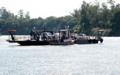 Foto de la galería: Postales de la costa del río Uruguay y de misioneros que viajan a Brasil buscando posibilidades de trabajo