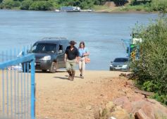 Foto de la galería: Postales de la costa del río Uruguay y de misioneros que viajan a Brasil buscando posibilidades de trabajo
