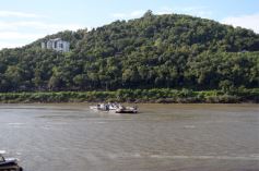 Foto de la galería: Postales de la costa del río Uruguay y de misioneros que viajan a Brasil buscando posibilidades de trabajo