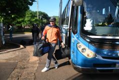 Foto de la galería: Postales de la costa del río Uruguay y de misioneros que viajan a Brasil buscando posibilidades de trabajo