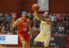 Foto de la galería: Tokio se quedó con el clásico ante Mitre por la Liga Federal