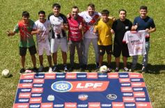 Sixto Fotografías. Deportes. Liga Posadeña A - Presentación oficial de la Súper Liga del fútbol posadeño con los 12 equipos que ya palpitan el inicio 