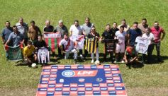 Foto de la galería: Presentación oficial de la Súper Liga del fútbol posadeño con los 12 equipos que ya palpitan el inicio 