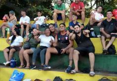 Foto de la galería: En el inicio de la Super Liga Huracán comenzó con el pie derecho y se impuso 1-0 ante Crucero