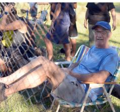 Foto de la galería: En el inicio de la Super Liga Huracán comenzó con el pie derecho y se impuso 1-0 ante Crucero