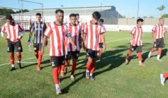 Foto de la galería: Mitre se quedó con el triunfo ante Candelaria en la primera fecha de la Super Liga 