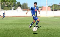 Foto de la galería: Mitre se quedó con el triunfo ante Candelaria en la primera fecha de la Super Liga 