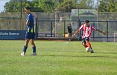 Foto de la galería: Mitre se quedó con el triunfo ante Candelaria en la primera fecha de la Super Liga 