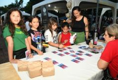 Foto de la galería: En el Parque Paraguayo las emprendedoras expusieron sus productos y compartieron experiencias 