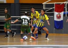 Foto de la galería: El Torneo Apertura 2026 de Futsal Femenino de la Liga Posadeña comenzó con gran entusiasmo en el “Finito” 
