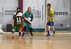 Foto de la galería: El Torneo Apertura 2026 de Futsal Femenino de la Liga Posadeña comenzó con gran entusiasmo en el “Finito” 