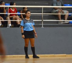 Foto de la galería: El Torneo Apertura 2026 de Futsal Femenino de la Liga Posadeña comenzó con gran entusiasmo en el “Finito” 