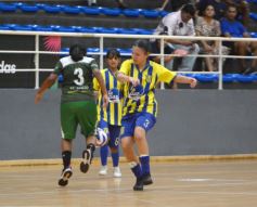 Foto de la galería: El Torneo Apertura 2026 de Futsal Femenino de la Liga Posadeña comenzó con gran entusiasmo en el “Finito” 