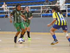 Foto de la galería: El Torneo Apertura 2026 de Futsal Femenino de la Liga Posadeña comenzó con gran entusiasmo en el “Finito” 