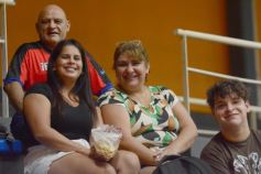 Foto de la galería: El Torneo Apertura 2026 de Futsal Femenino de la Liga Posadeña comenzó con gran entusiasmo en el “Finito” 