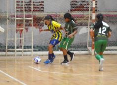 Foto de la galería: El Torneo Apertura 2026 de Futsal Femenino de la Liga Posadeña comenzó con gran entusiasmo en el “Finito” 