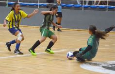 Foto de la galería: El Torneo Apertura 2026 de Futsal Femenino de la Liga Posadeña comenzó con gran entusiasmo en el “Finito” 