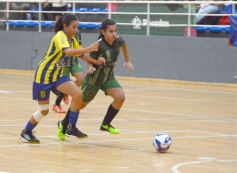 Foto de la galería: El Torneo Apertura 2026 de Futsal Femenino de la Liga Posadeña comenzó con gran entusiasmo en el “Finito” 